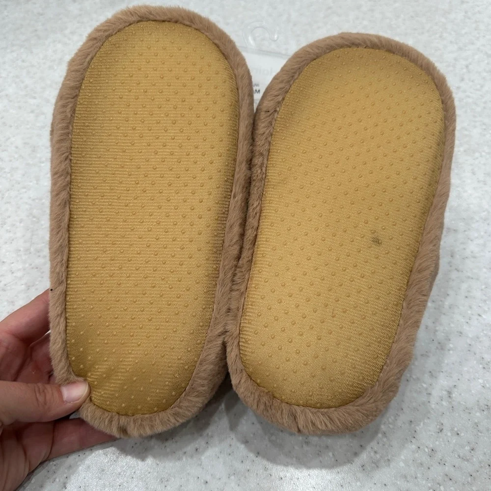 NEW Claire's Holiday Reindeer Slippers Kids Size M/L